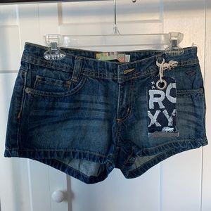 Roxy denim shorts, size 3